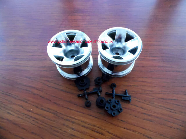 HPI 3047 Type 5 Truck Wheel Chrome