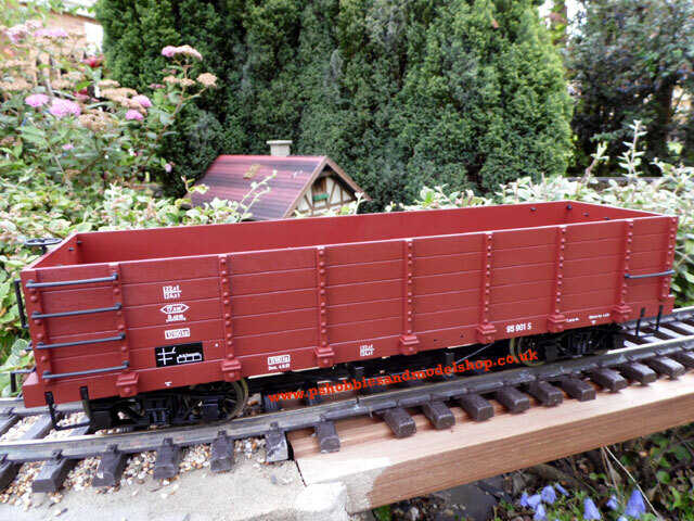 Liliput L95901 High Board Wagon Brown
