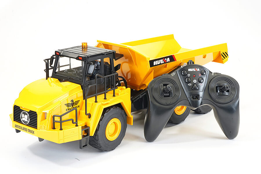 Huina 1553 11 Channel Dump Truck