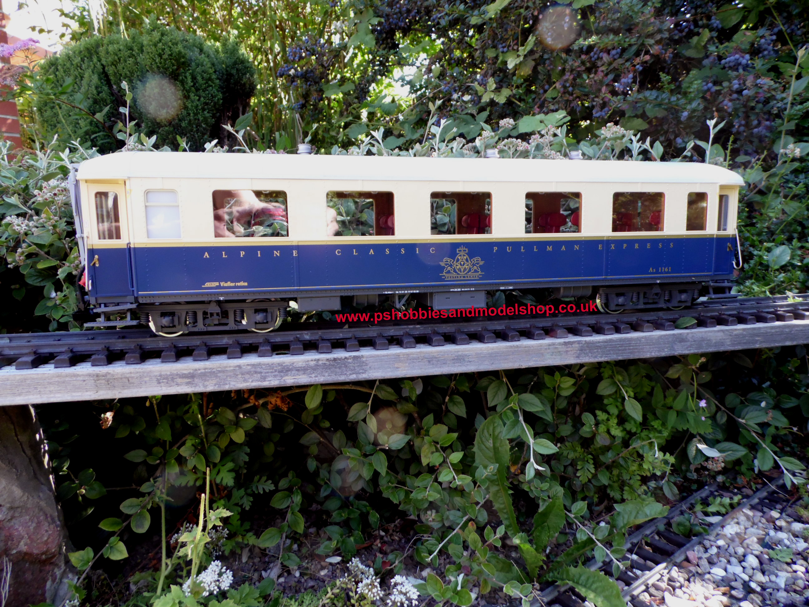 LGB 33520 Pullman Luxury Coach