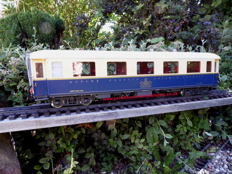 LGB 33520 Pullman Luxury Coach