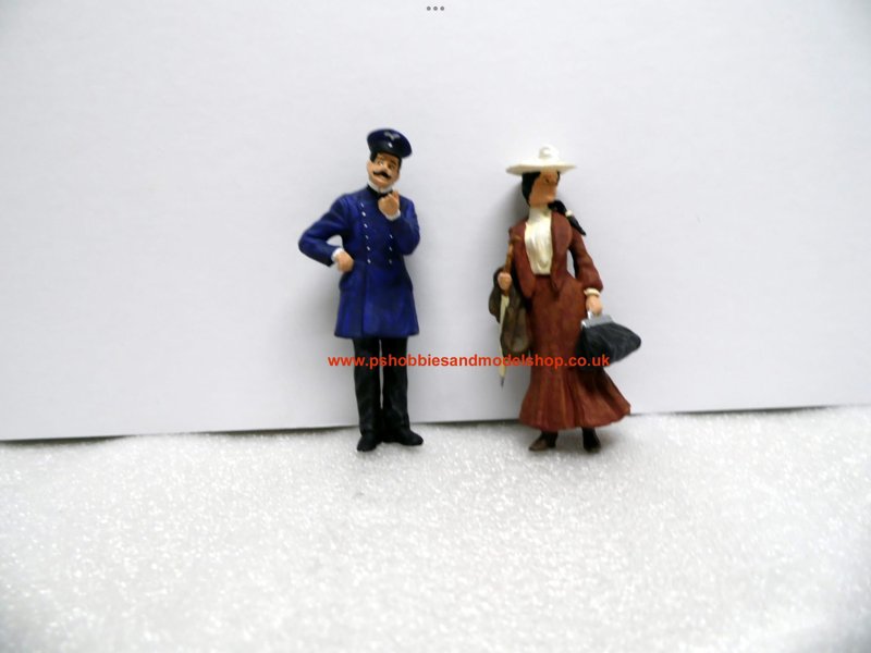 Preiser 45065 conductor & Dame